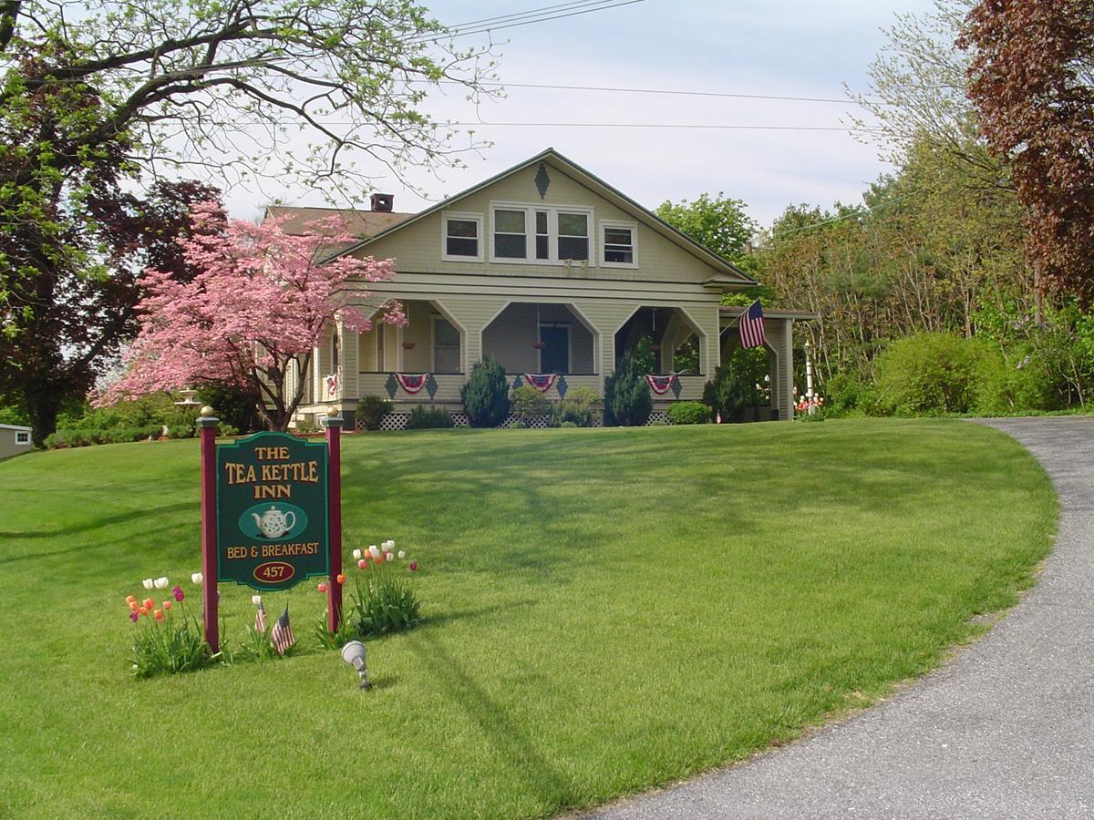 The Tea Kettle Inn Manheim Extérieur photo